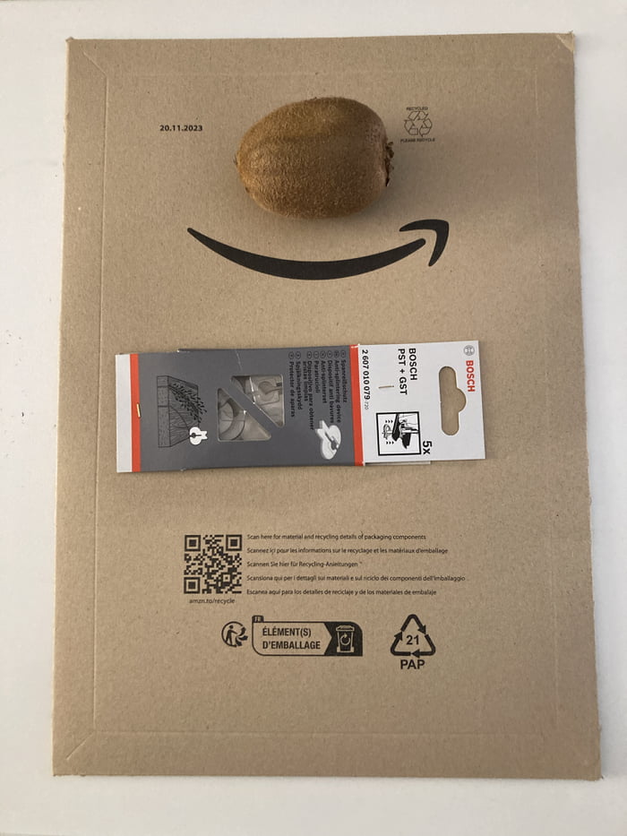 Amazon’s employee of the week - kiwi for scale (don’t ha