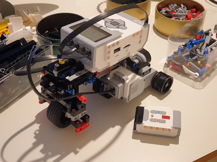 After years I managed to buy and play with EV3. Having a bla