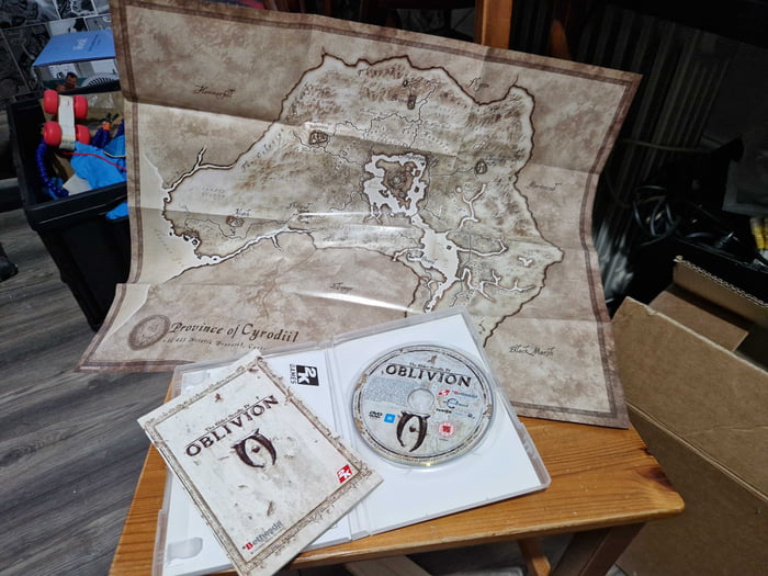 Oblivion - when games came with a map & instructions! Found 