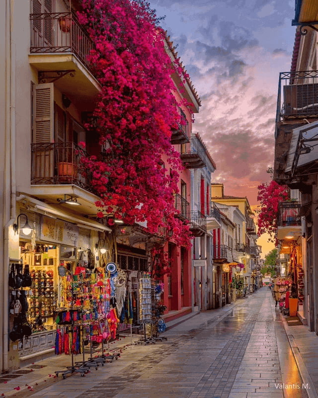 Alleys in Greece, nafplio Image
