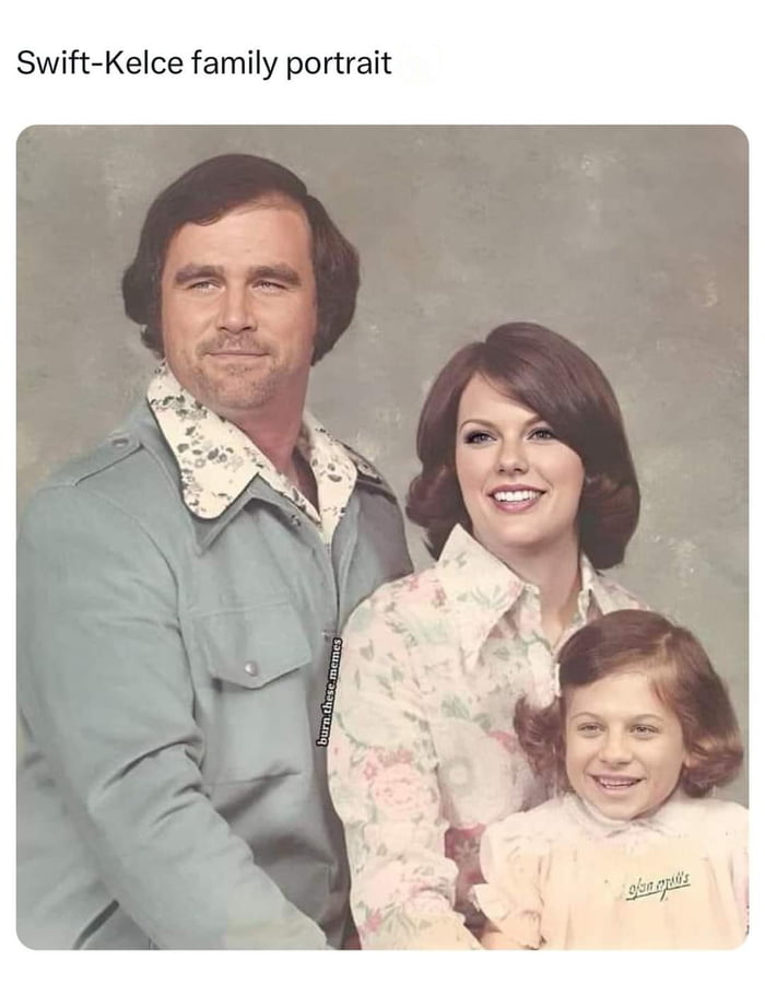 Swift-Kelce Family Portrait