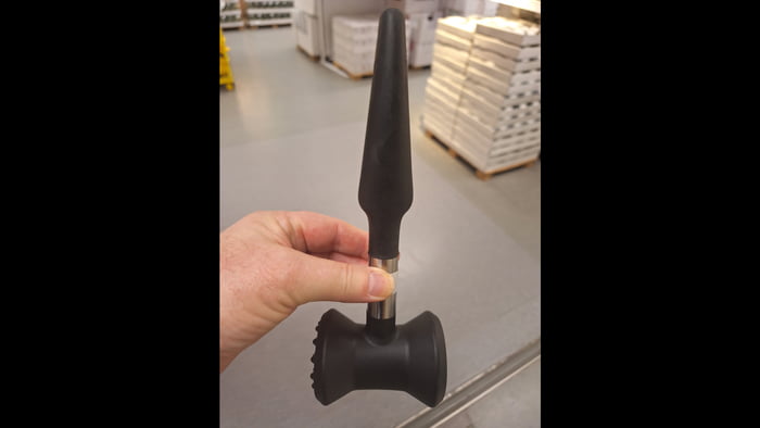 It seems that this Ikea meat tenderizer mallet has a double  Image