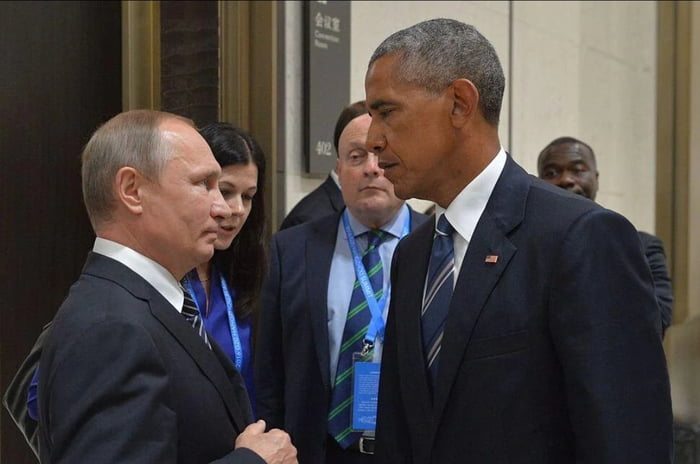 This is the proper way to greet Putin instead of kissing his Image